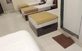 Hotel Deluxe